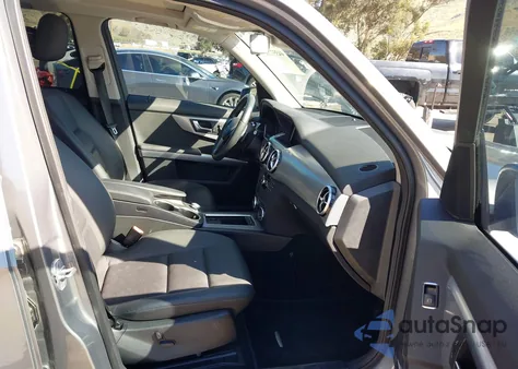 2015 Mercedes-Benz Glk 350 z USA, uszkodzony, nr VIN WDCGG5HB9FG438801